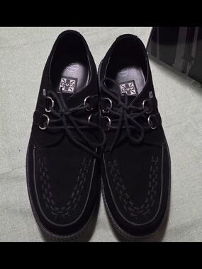 T.U.K Black Suede Lace-Up Creeper Loafers